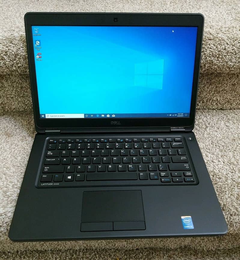 **DELL LATITUDE 5450 - BEST PROFESSIONAL LAPTOP**