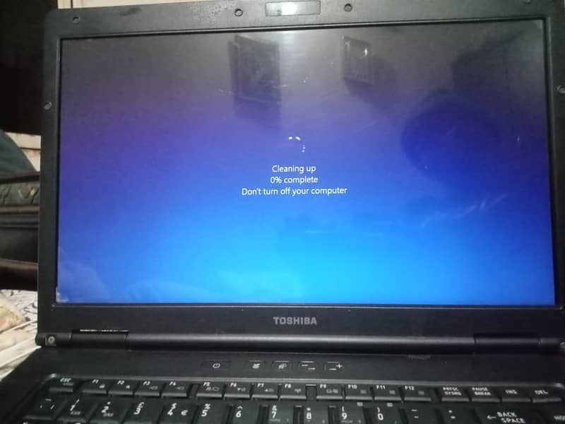 Rs. 13,000 Core i5 5th gen size 15.6inch fix price whtsp. . 3280277779