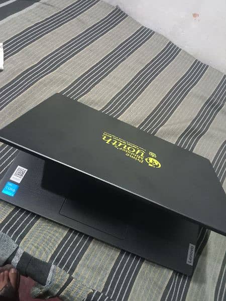 Lenovo v14 g3 i5  12th generation pm laptop