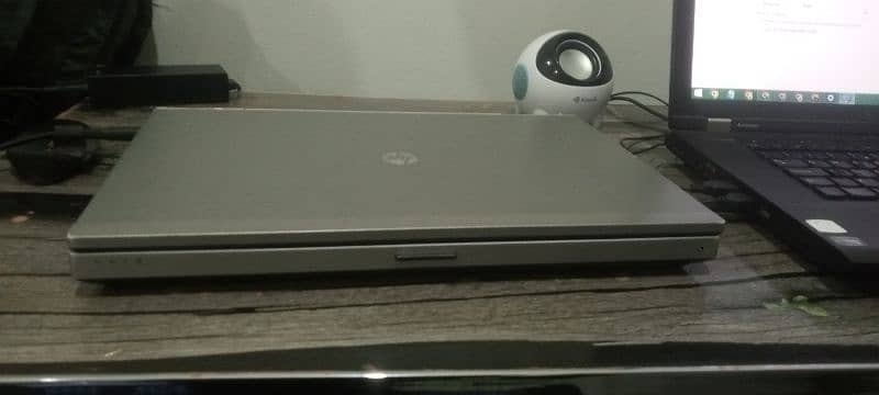 Hp elitebook laptop i7 8gb ram