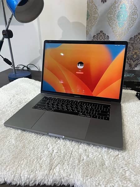 MacBook Pro 2018 15 inch