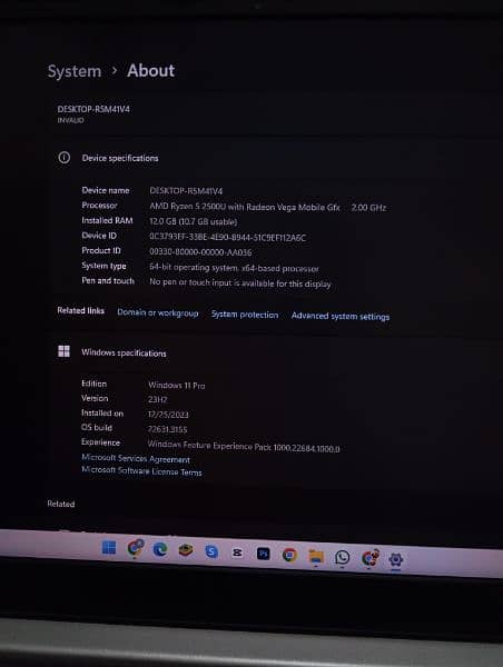 Lenovo Laptop for sale one hand used laptop I am not a shop kepper