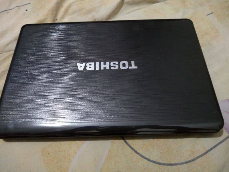 Toshiba satellite core i3 2nd generation 4 GB ram 320 GB hard drive