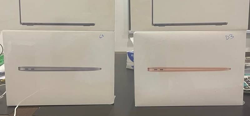 MACBOOK AIR M1 8/256 BOX PACK