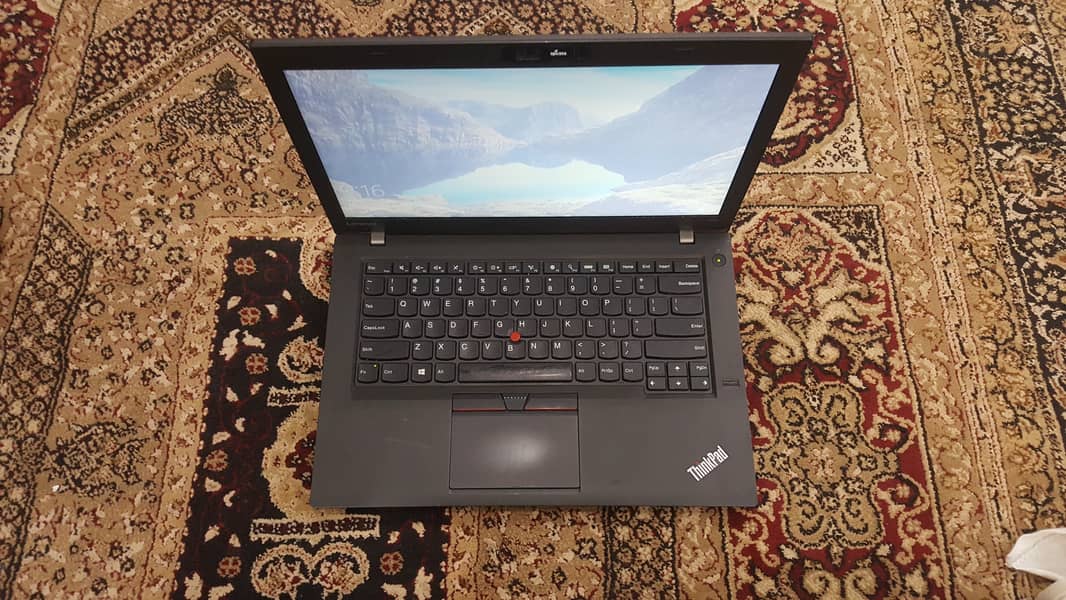 Lenovo T460 touch i5 6th generation