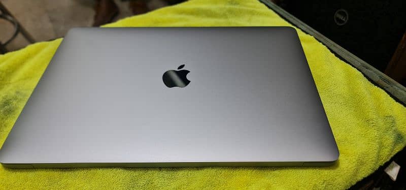 macbook pro 2017 inch 13