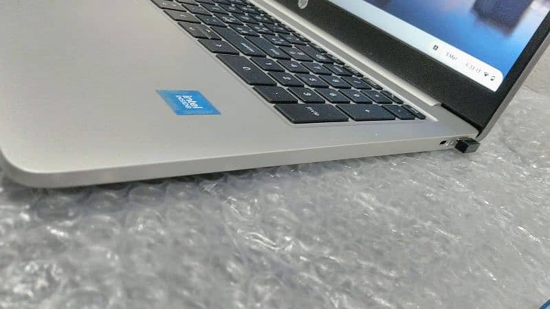 hp chromebook 15.6