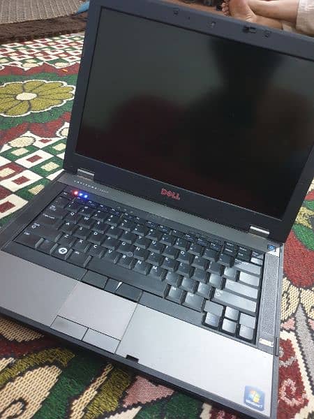 i am selling dell laptop