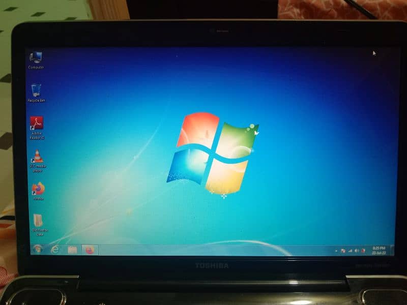 Laptop Toshiba Satellite A505