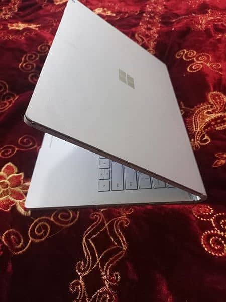 Microsoft surface Book 2