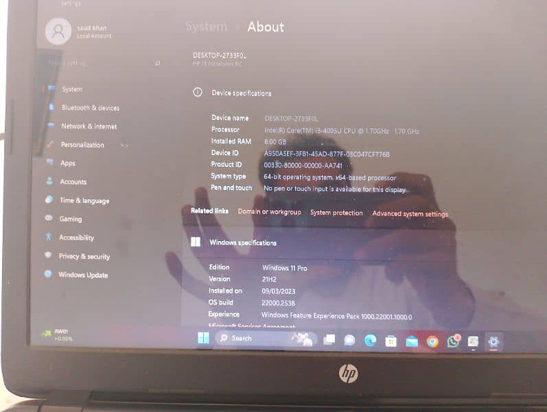 HP Laptop Core i3, 02 GB graphic card,