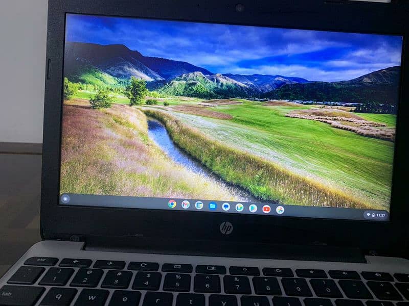 HP chromebook Android  for sell