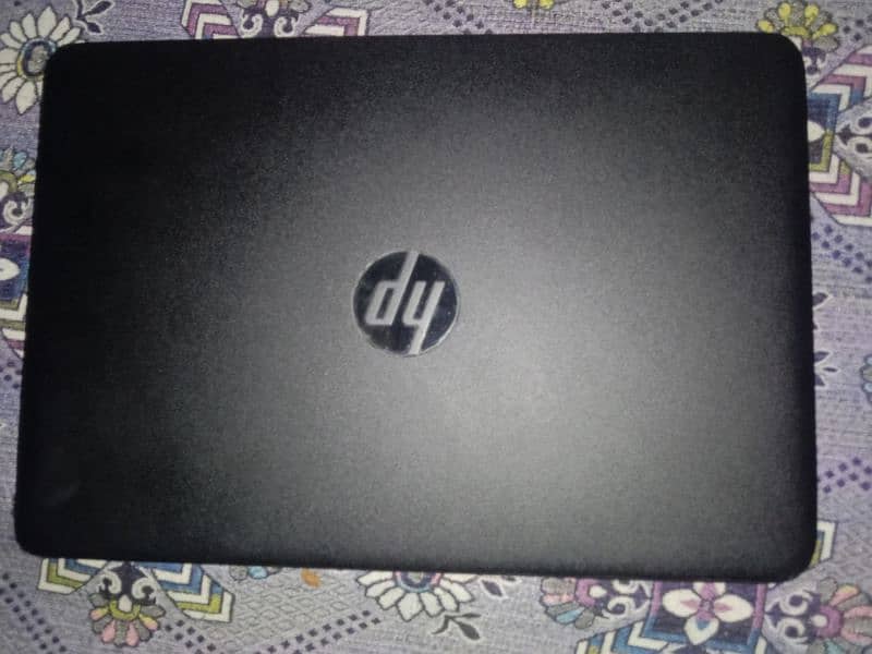 HP 820 laptop