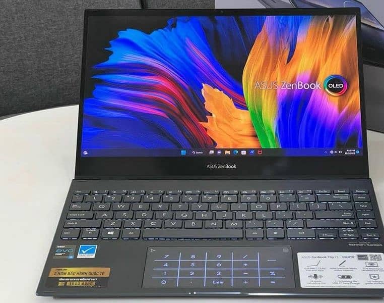 Asus zenbook flip OLED i5 11th