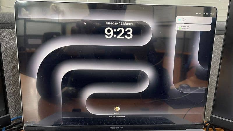 MAC Book Pro 2019 16 inch i716 GB 512 GB
