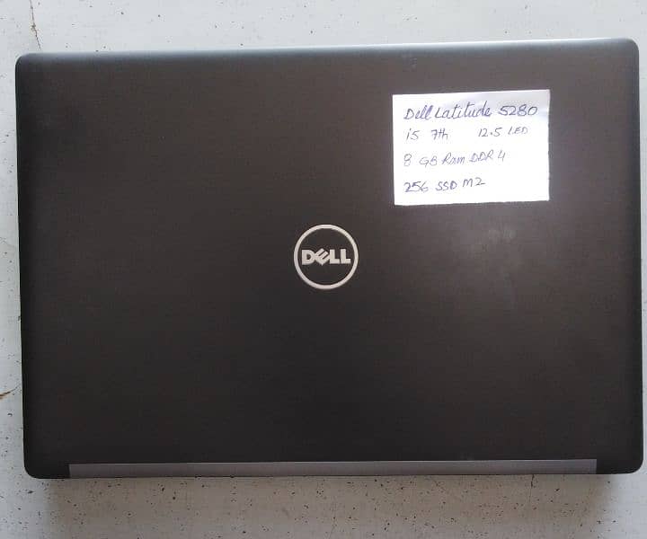 Dell Latitude 5280 i5 7th 8GB Ram DDR4 256 SSD M2 12.5
