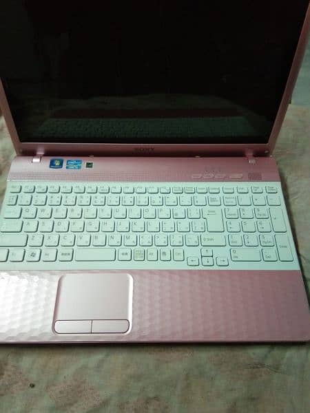 sony corei3 labtop big display japani made