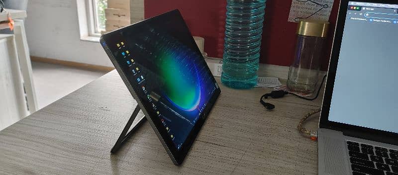 Acer Switch 5 i5 7GN 8GB 256GB Graphic Card 4GB