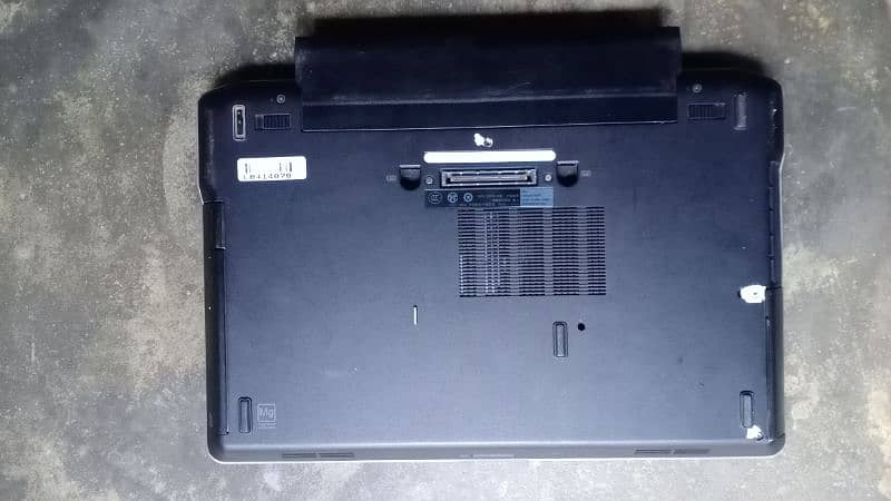 Dell core. i5 3rd grnration 4gb ram 512