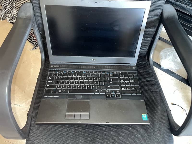Dell Precision Workstation M4800 Core i7 2GB Graphics Card