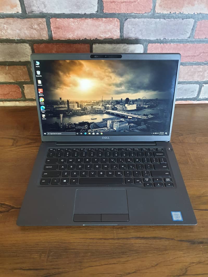 DELL LATITUDE 7400 i5 (8th Gen)