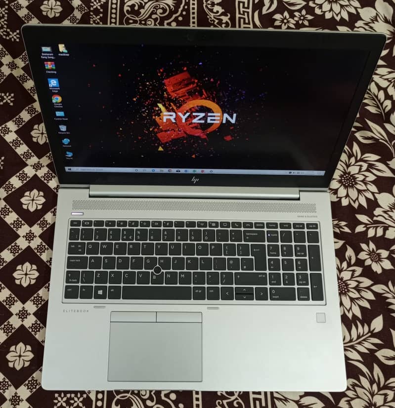 4K Display HP Ryzen 5=Core i5 10thGEN 512GB SSD 16GB DDR4-RAM 15.6