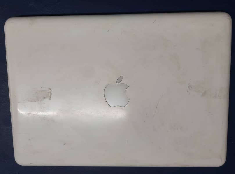 Apple Laptop (Dead) Please Read Ad Carefully