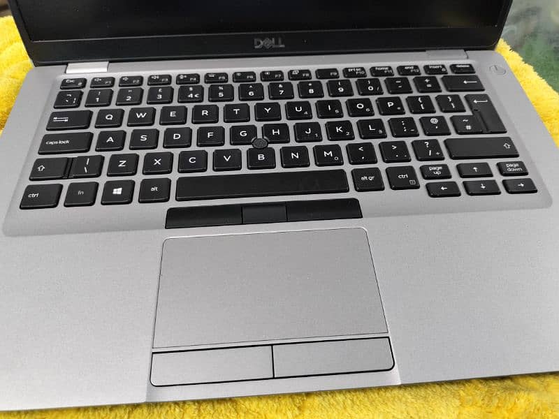 Dell latitude laptop corei7 10th generation