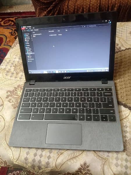 Acer laptop 128gb ssd Window 10 install