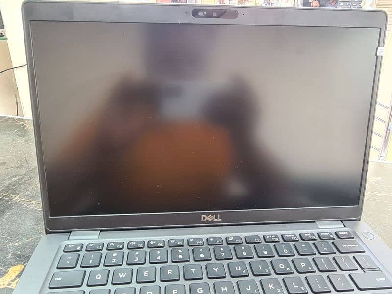 Dell latitude  5400 cor i5 8th gen
