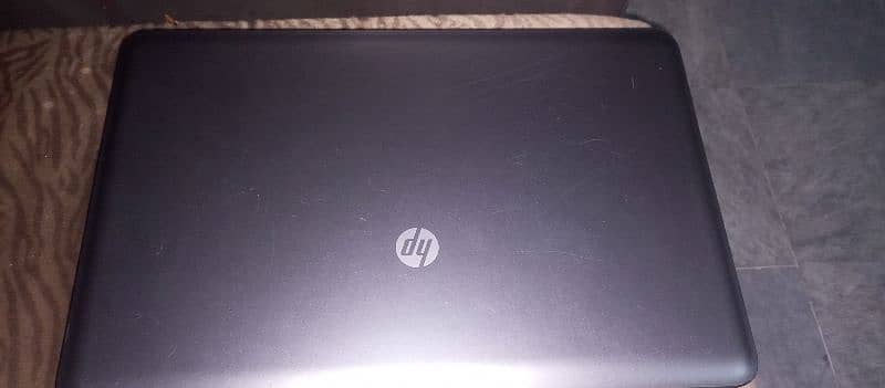 i3 HP laptop battery bahut acchi hai
