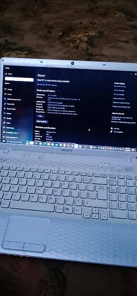 Sony Laptop for Sale 4GB RAM, AMD E-450 with original charger
