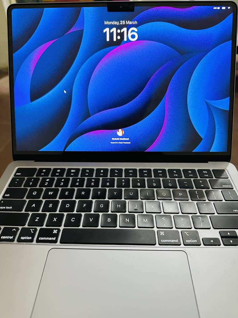 13-inch MacBook Air with M2 chip - Space Grey
