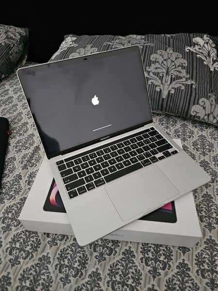 macbook pro m2 512ssd 2 year apple care