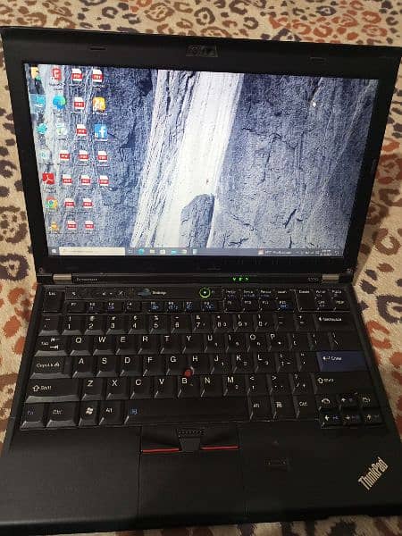 Lenovo laptop i7 2nd gen