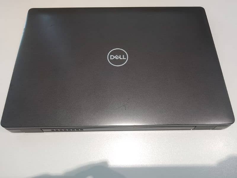 Dell Latitude E5300