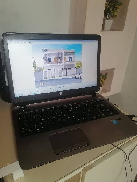 laptop core i5 2.40GHz Ram 8GB
