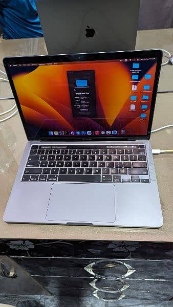 MacBook pro 2020 32gb 1tb intel