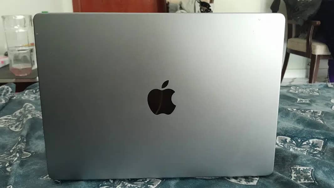 Apple MacBook M1 Pro