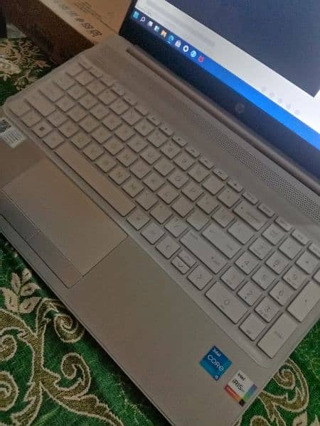 CI5 HP 15-DU3525TU LW  11GEN/8GB/1TB/W10