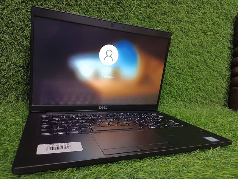 Dell lattitude 7390 i5 8th gen/ssd/5 hour battery/laptop