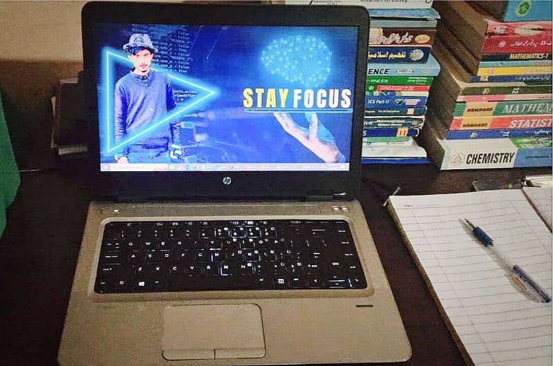 LAPTOP HP AMD PRO A10-8730B