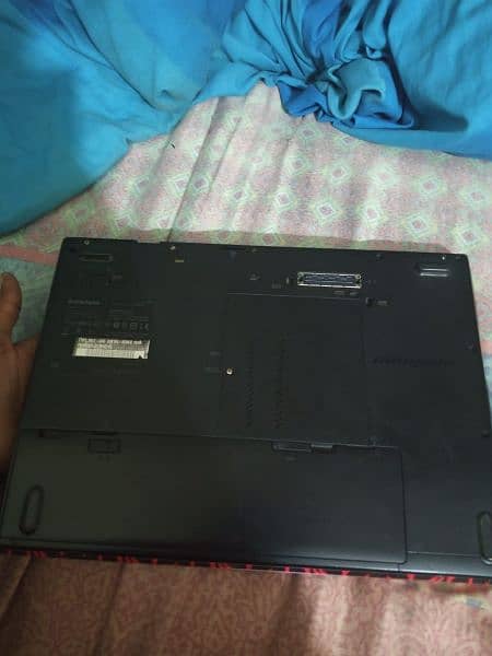 Lenovo core i5 4/180 hrd 512mb graphics card