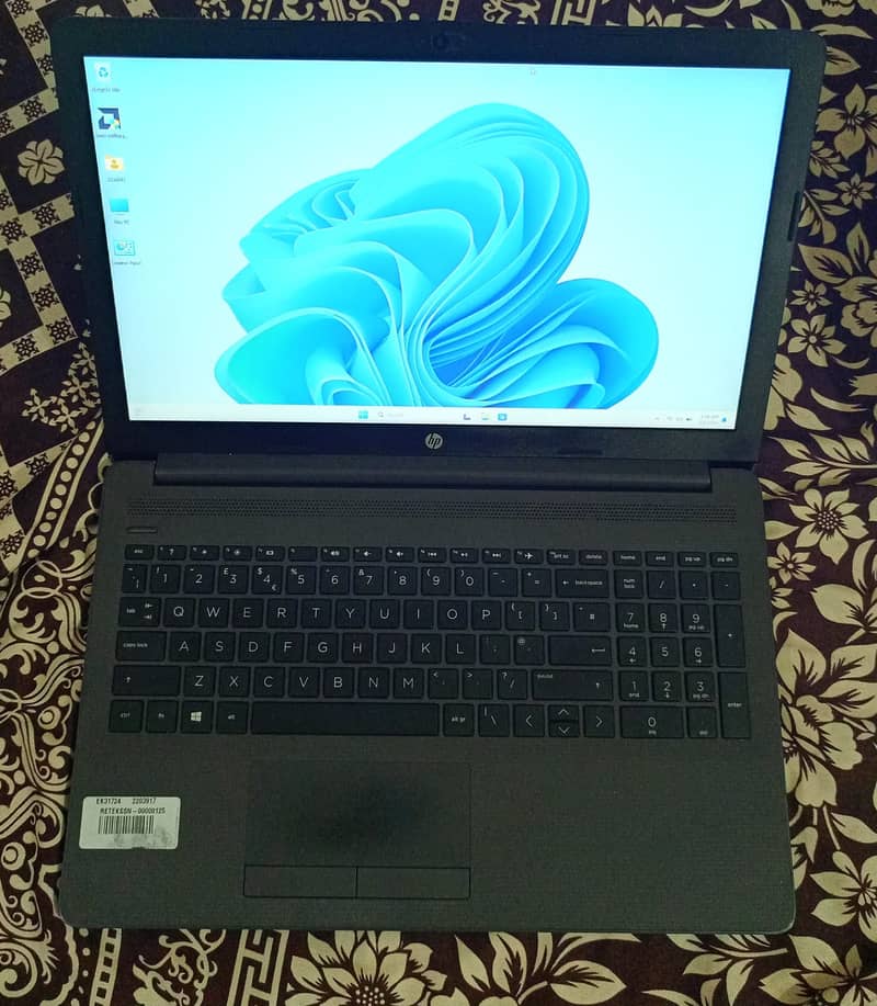 HP Ryzen 3 (15.6