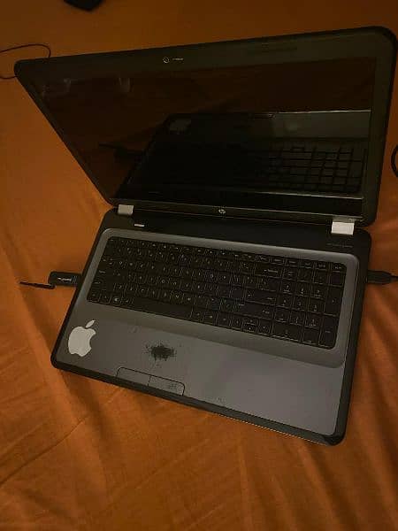 HP Pavilion G7 Laptop 17 inch