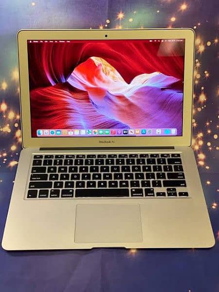 MacBook 2015 8/256 i7