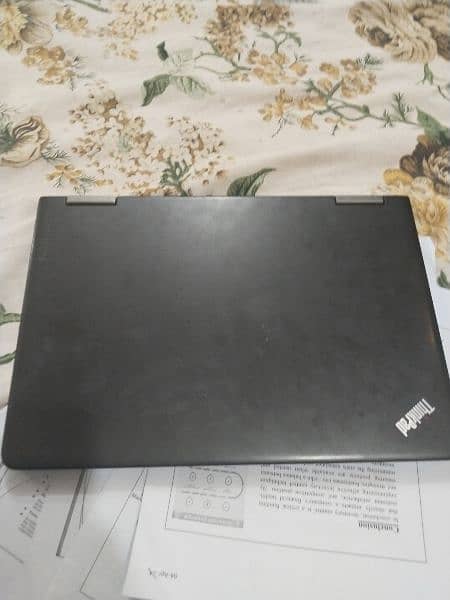 Lenovo think pad yoga 12