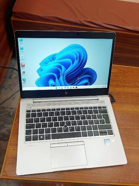 HP core i7 8th generation 8gb ram 256 ssd