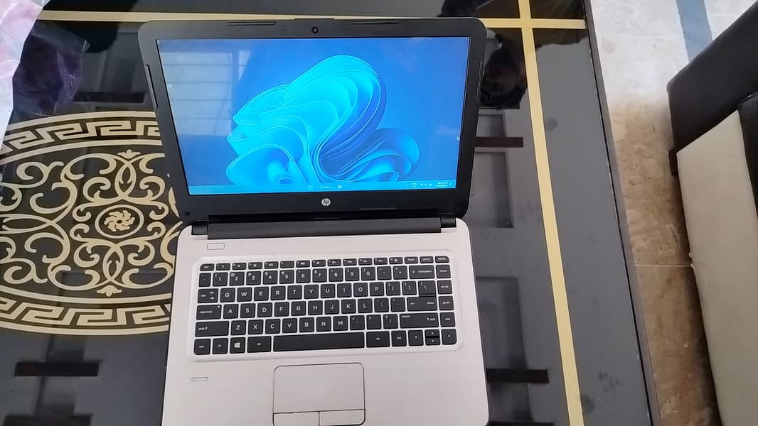 HP Core i5 7thGen || 08GB RAM; 256GB Micron SSD
