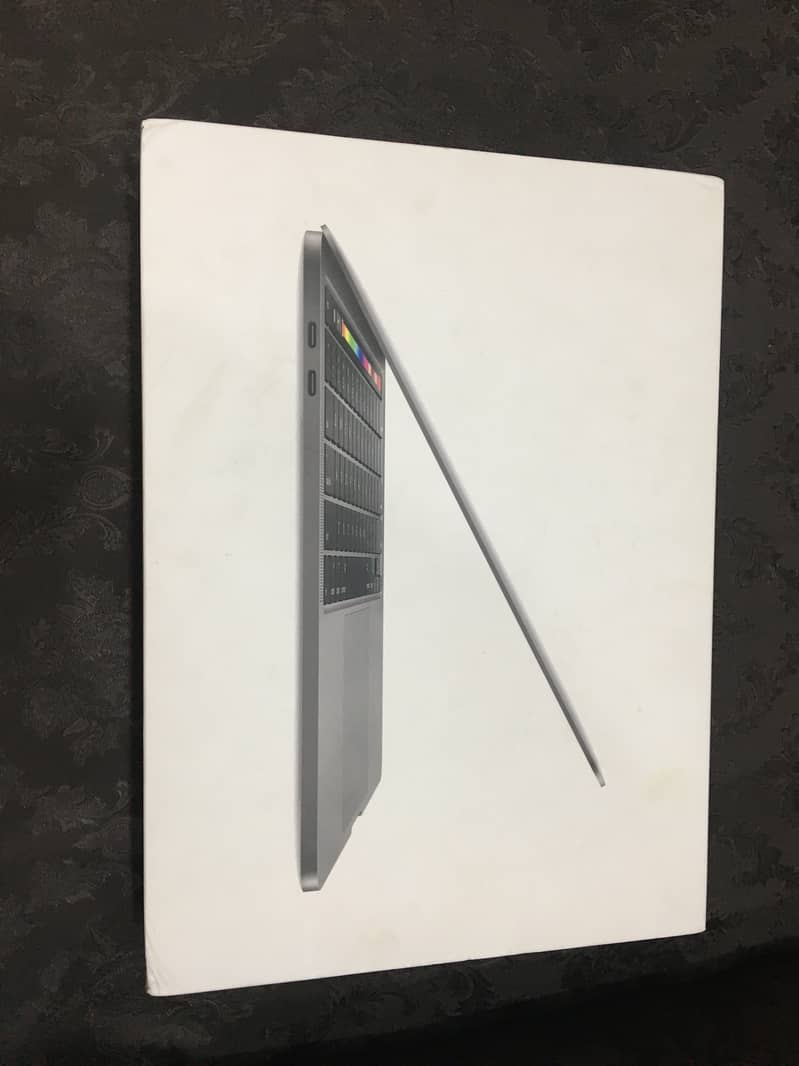 MacBook Pro 2020 - 13-inch - 16GB - 512GB - Intel i5